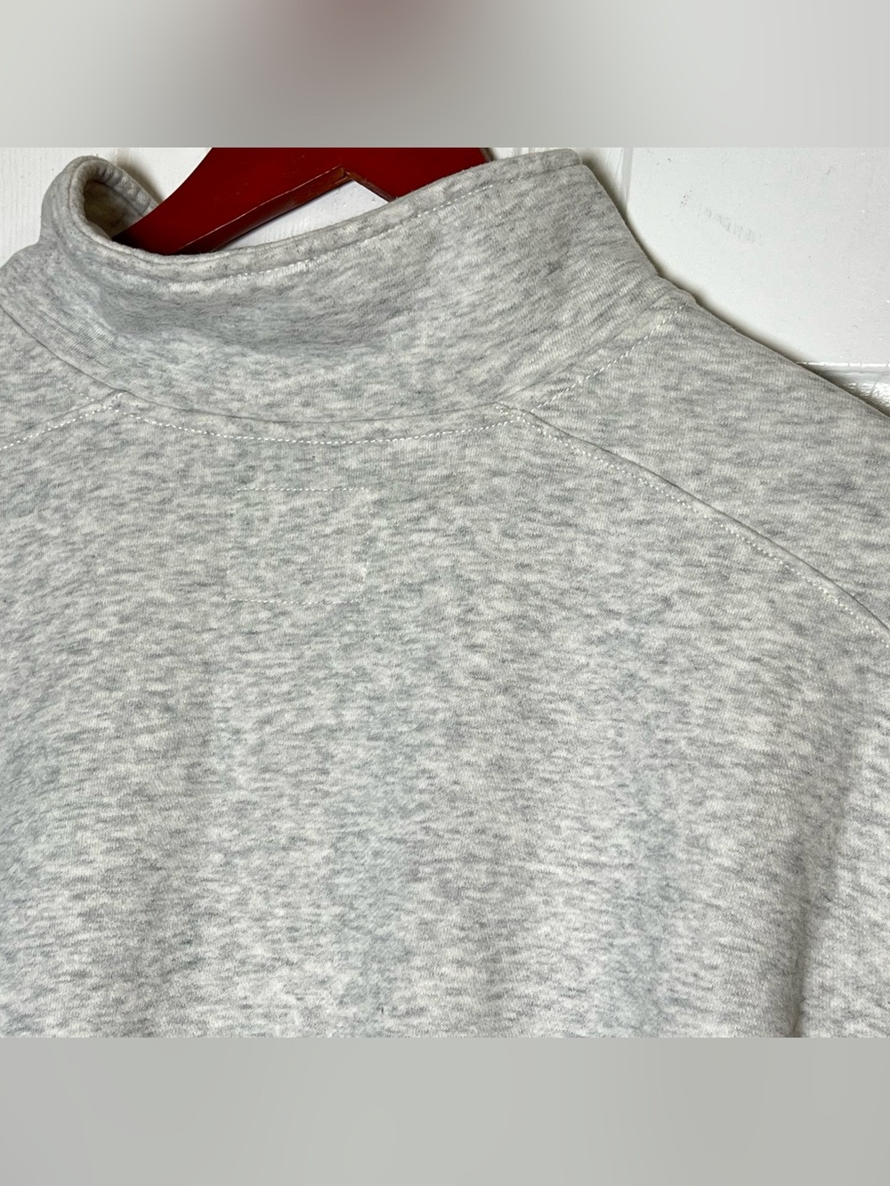 Abercrombie & Fitch Women’s Size XL US Quarter Zip Sweatshirt Light Gray - Picture 6 of 15
